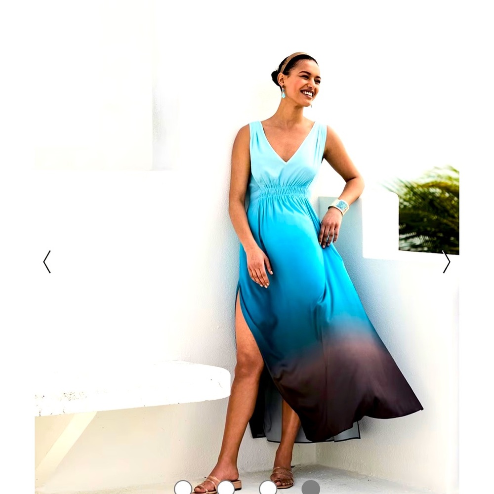 Beautiful ombré dress from White House black market